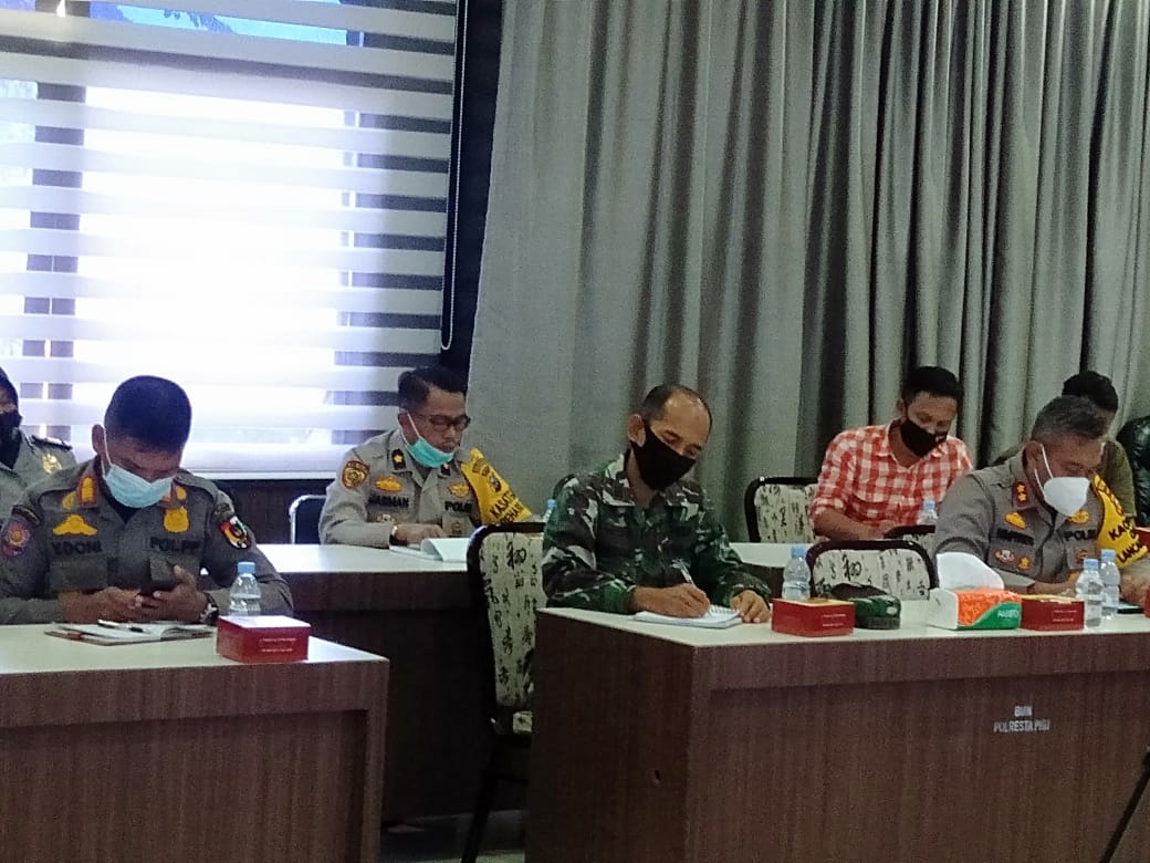 Pasi Ops Kodim Pbr Hadiri Rapat Koordinasi Lintas Sektoral Operasi