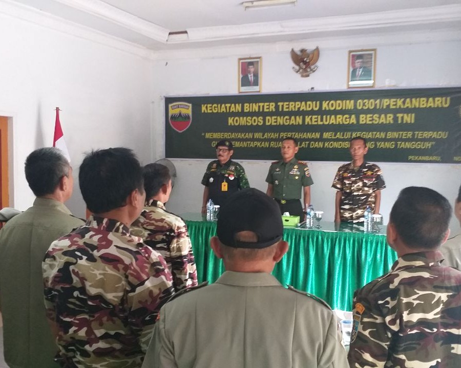 Kodim 0301/Pekanbaru Melaksanakan Kegiatan Binter Terpadu Pembinaan Komsos Dengan Keluarga Besar TNI