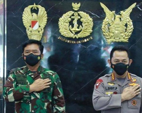 Arahan Panglima dan Kapolri Beri Arahan Anggota TNI - Polri Di Papua, Jenderal Polisi Listyo Sigit Prabowo: Pemerintah Konsen Dan Fokus Bangun Papua