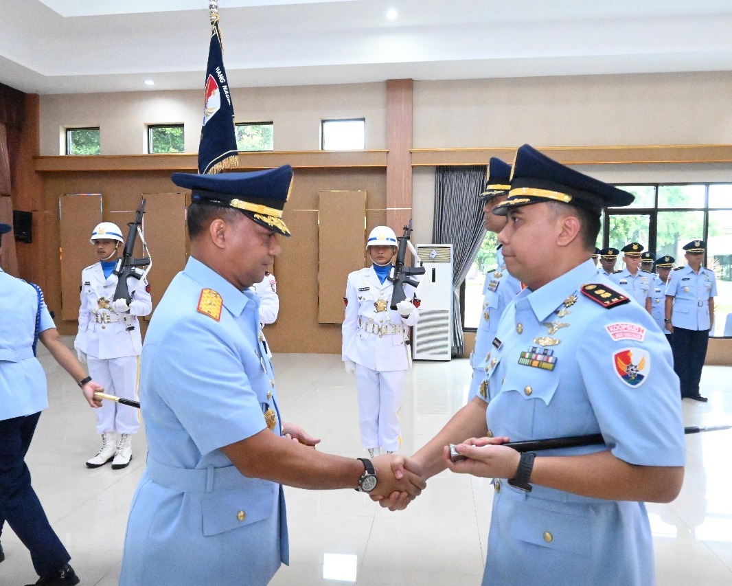 Tongkat Komando Diserahterimakan, Lanud HNM Punya Komandan Baru