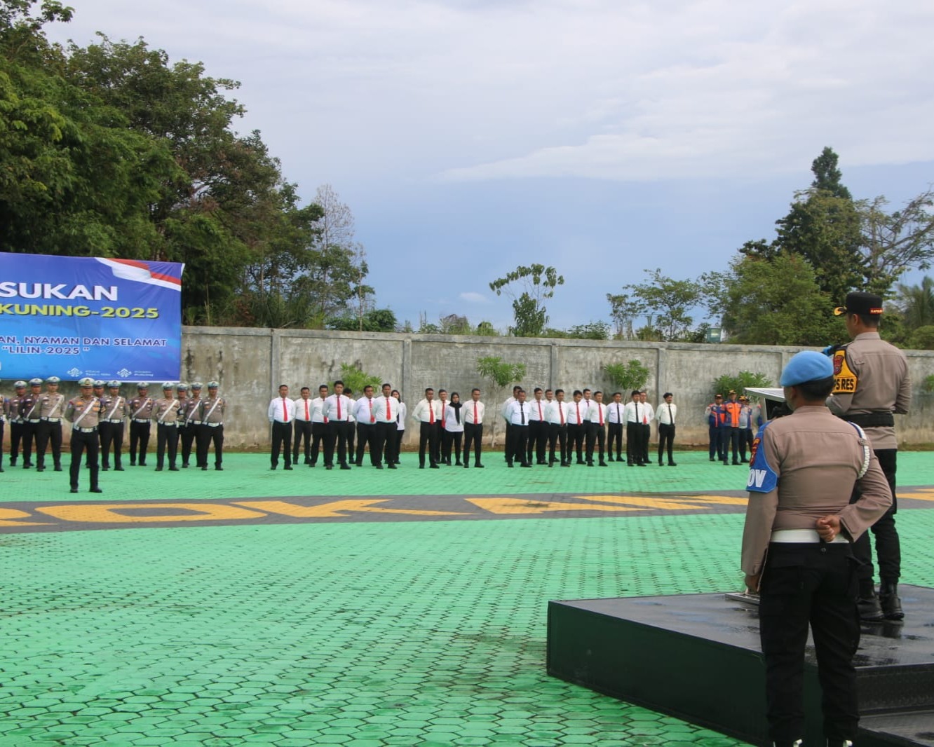 Dipimpin Kapolres AKBP Emil Eka Putra, Polres Rohul Gelar Apel Pasukan Operasi Zebra Lancang Kuning 2025
