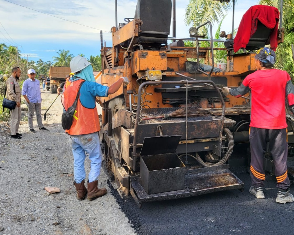 Pupr Riau Melalui Upt Vi Jalan Dan Jembatan Wilayah Rokan Hulu Berusaha Maksimal Memberikan