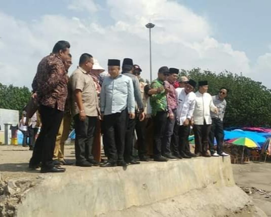 Kunker Komisi 8 DPR RI Bantu Penanganan Abrasi Pantai di Padang 