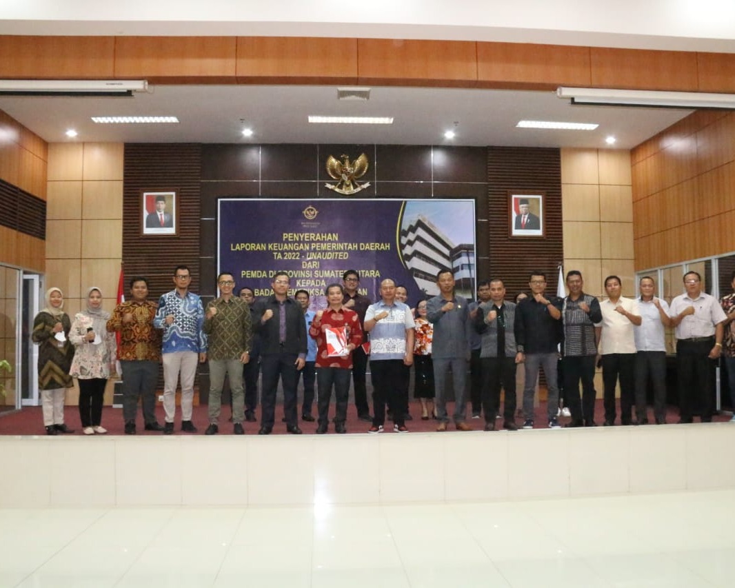 Bupati Nikson Nababan Serahkan LKPD 2022 Pemerintah Kabupaten Tapanuli Utara Ke BPK RI