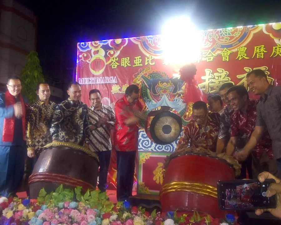 Dengan Pemukulan Gong, Bupati Rohil Membuka Perayaan Malam Tahun Baru Imlek 2571/2020