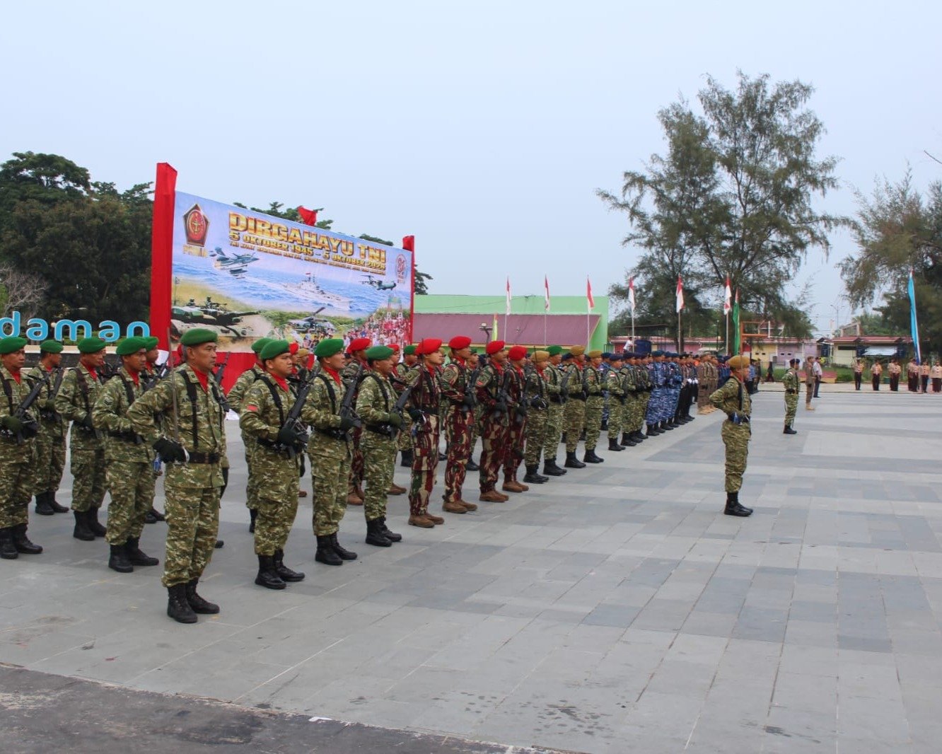 Upacara HUT TNI Ke-81 di Kota Dumai Berlangsung Khidmat, Sinergitas TNI-Polri Terus Diperkuat