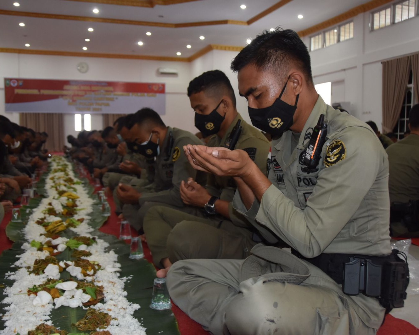 Brimob Polda Riau Gelar Doa Bersama Untuk Personel Pengamanan PON XX BKO Polda Papua