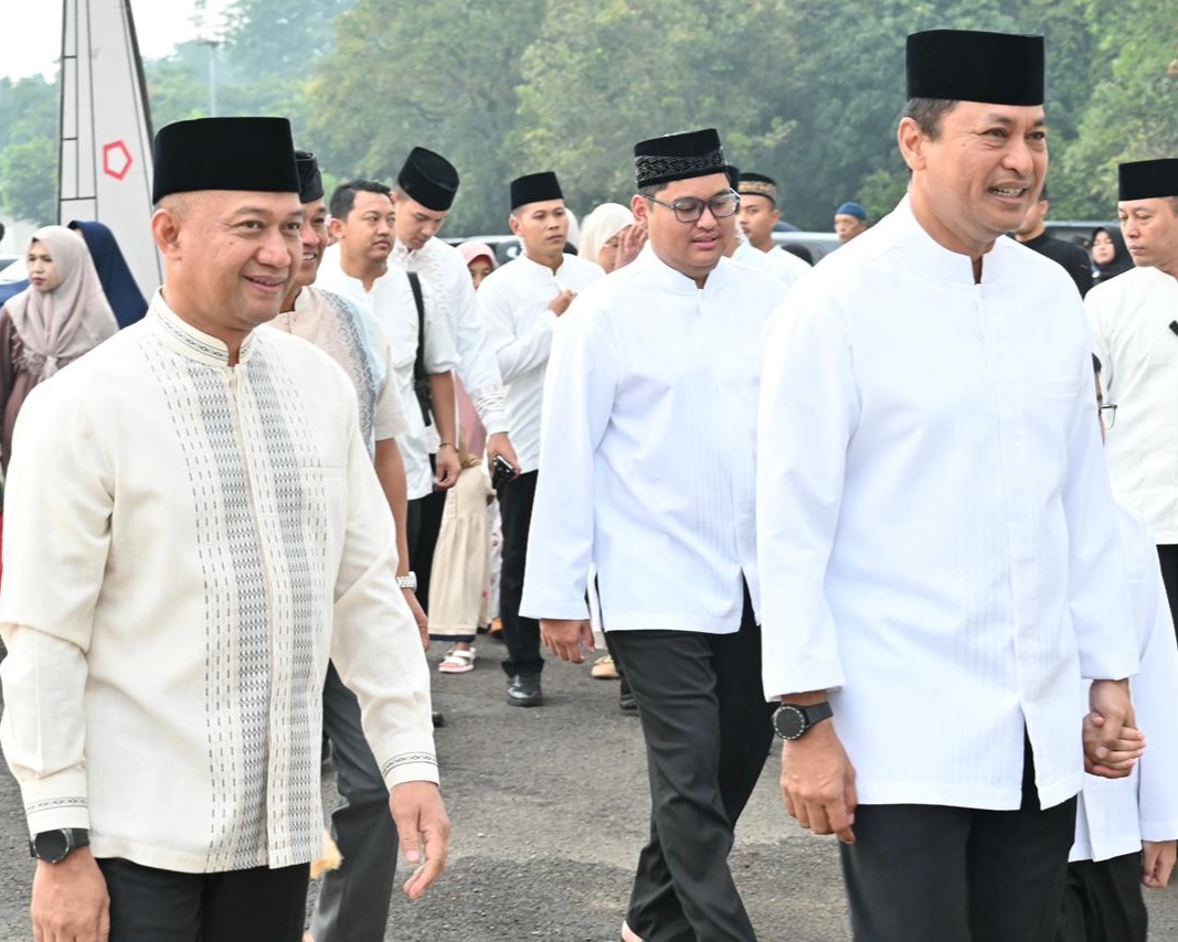 Pangkodau I Dampingi Kasau  Laksanakan Shalat Idul Fitri 1447 H