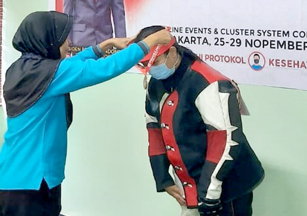 Anak Prajurit Yonko 462 Paskhas Meraih Medali Kejuaraan Menembak Air Rifle Piala Presiden RI 2020