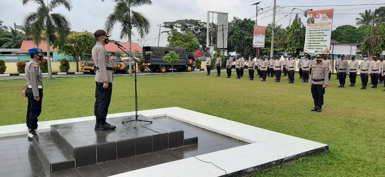 Kapolres Kampar Lepas 100 Anggotanya Untuk Tugas Pengamanan Pilkada di Kabupaten Rohul