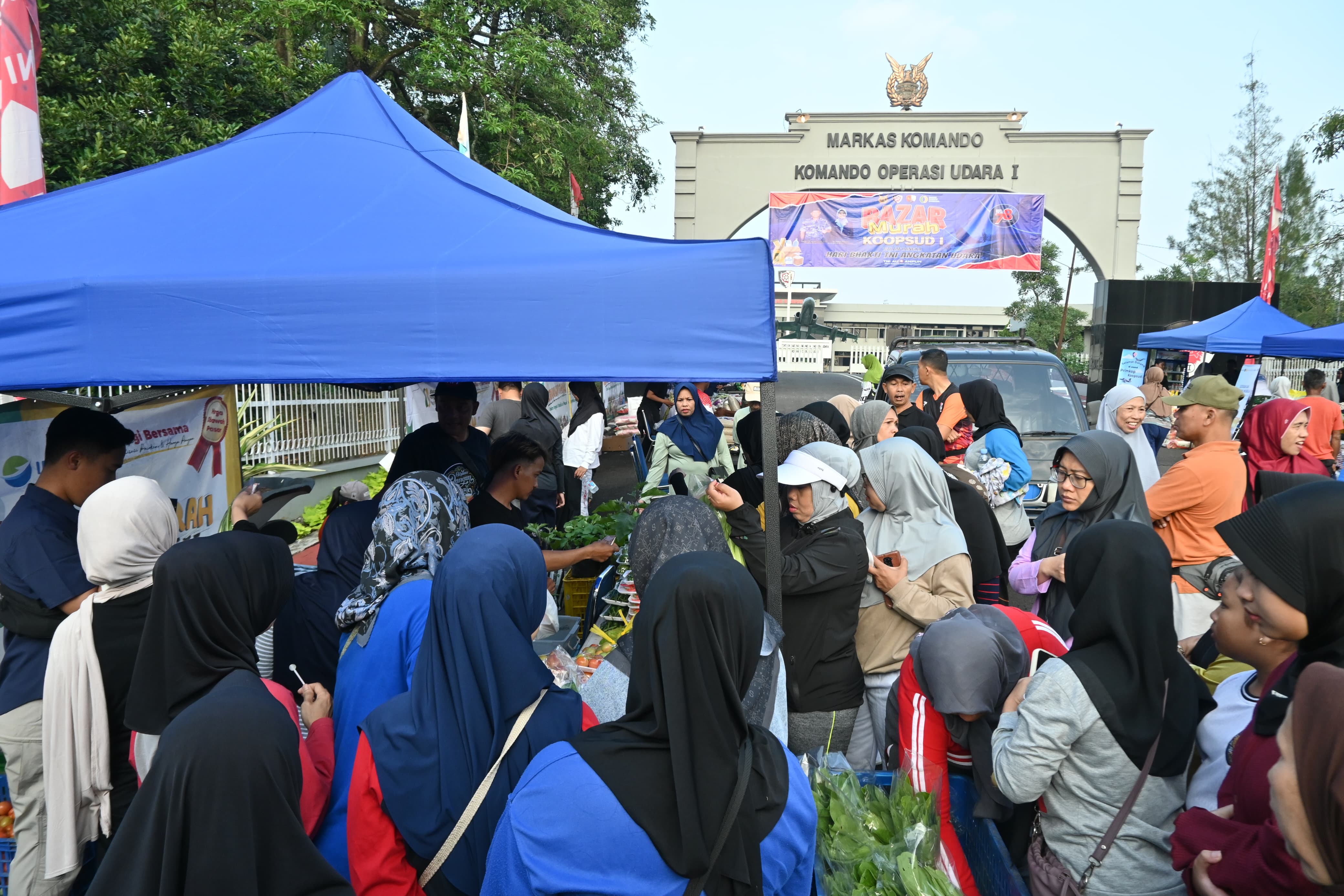 Bazar Murah Koopsud I Diserbu Warga