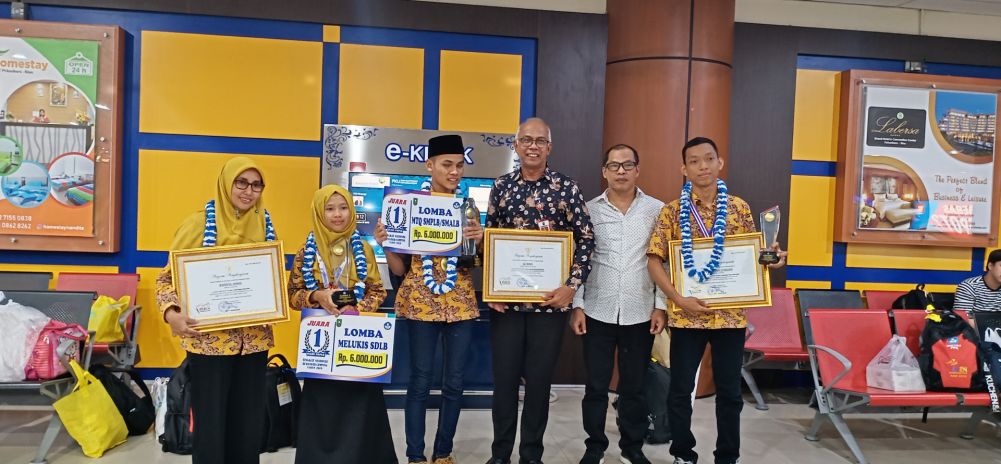Pelajar Berkebutuhan Khusus Provinsi Riau Sukses Persembahkan Dua Emas Pada FLS2N di Tingkat Nasional