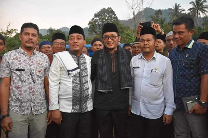 Wawako Letakan Batu Pertama Pembangunan Masjid Al Hidayah Asia Pasifik