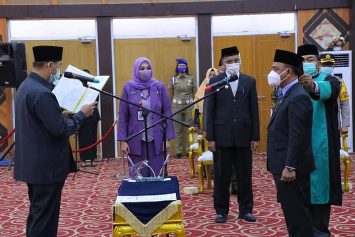 Walikota Resmi Melantik Muhammad Jamil Sebagai Sekretaris Daerah Kota Pekanbaru