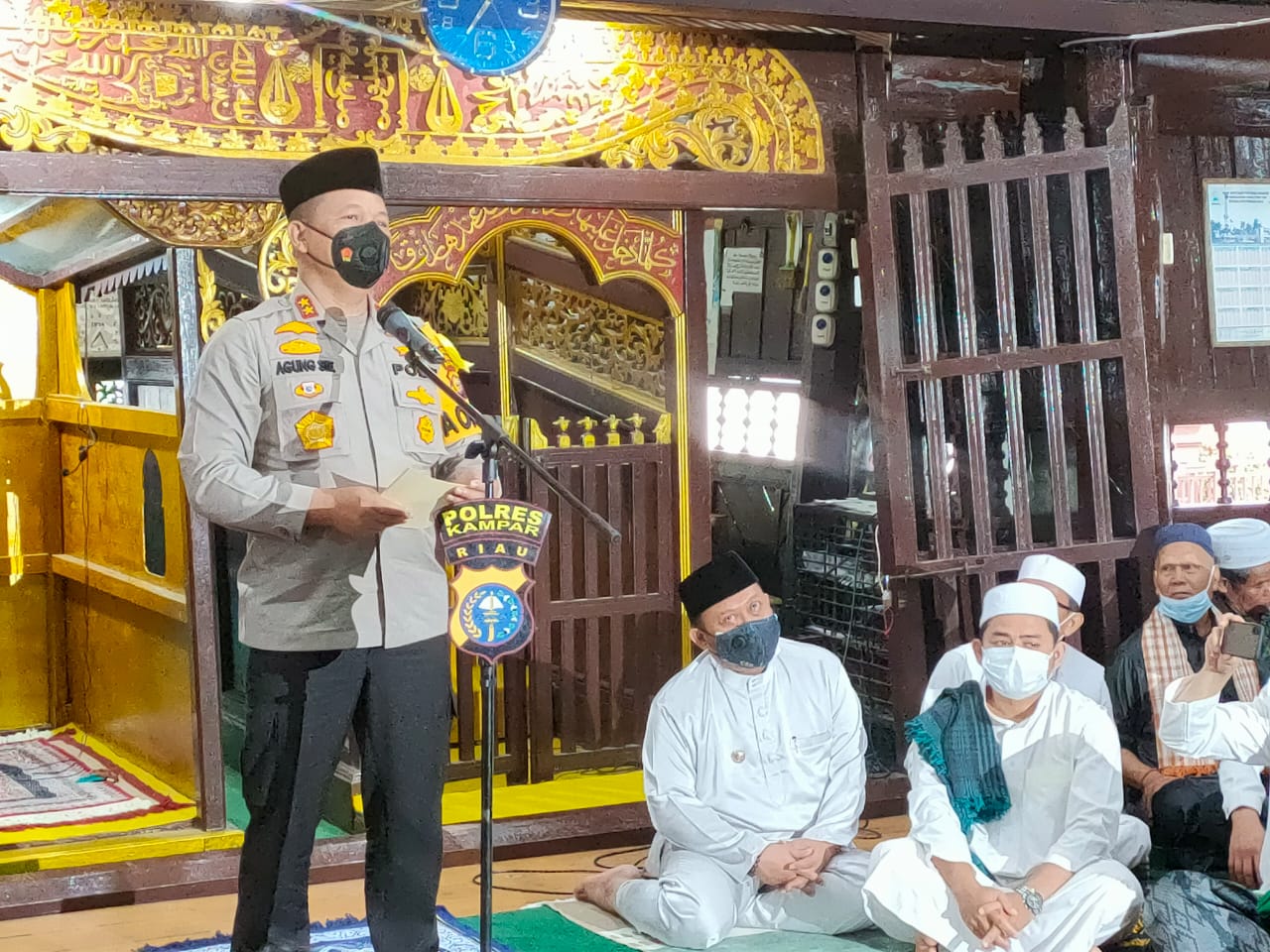 Kapolda Riau Ikuti Khotmil Qur'an dan Silaturahmi di Masjid Jami' Air Tiris Kampar