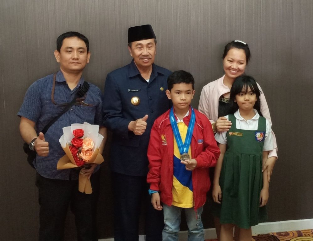 Gubri Menyambut Kedatangan Siswa Berprestasi Pada Acara IMSO di Hanoi Vietnam