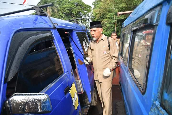 Wako Padang Mahyeldi: Mengupayakan Pembelian Cairan 'Disinfektan' Dalam Jumlah Banyak, Guna Antisipasi Penyebaran Covid-19 di Kota Padang