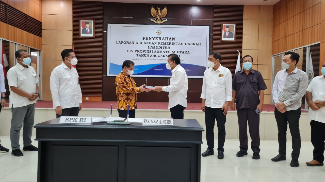 Wakil Bupati Taput Serahkan LKPD Unaudited Kepada BPK Perwakilan Sumatera Utara