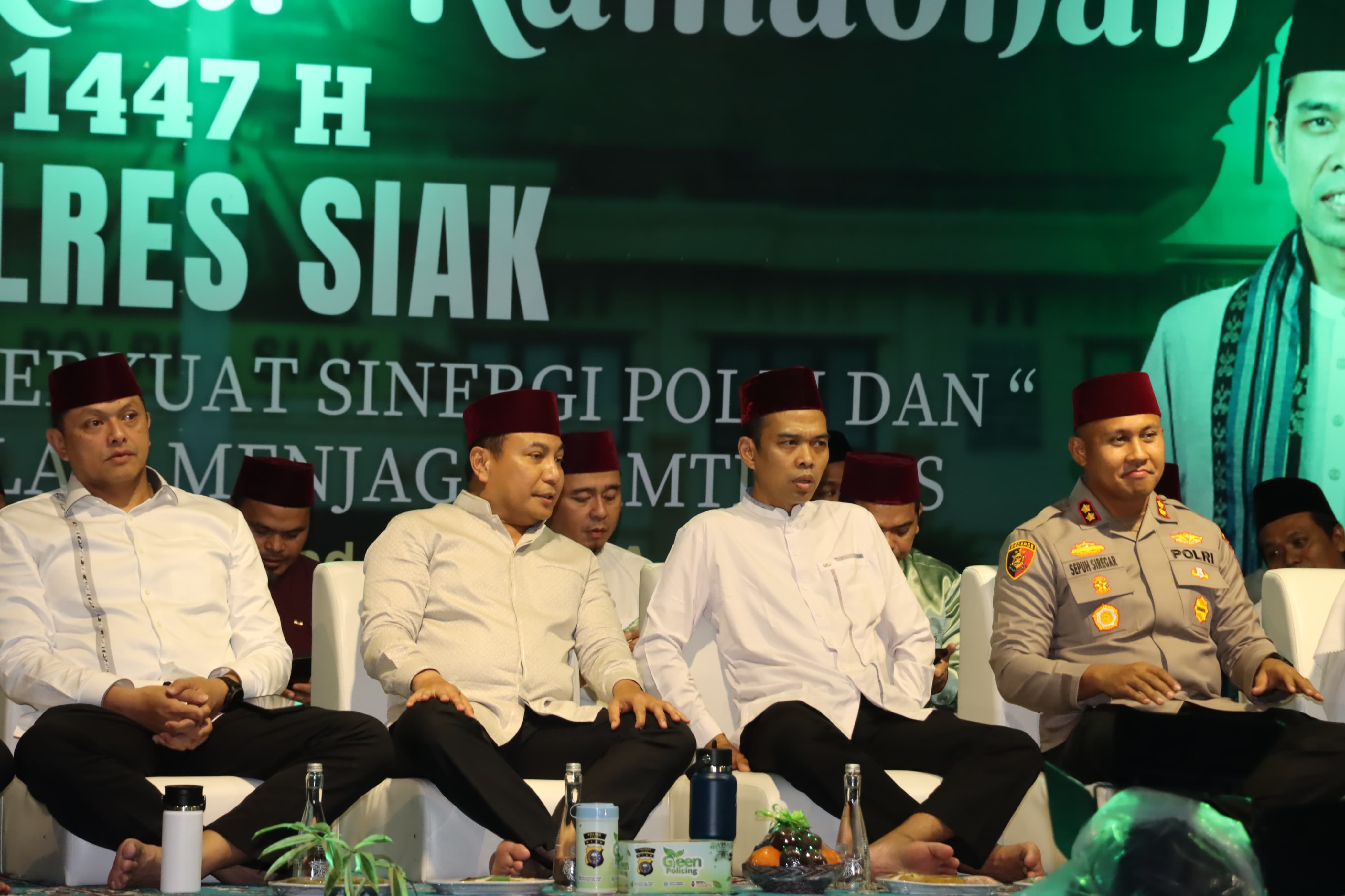 Kapolda Riau Hadiri Tabligh Akbar Ramadhan 1447 H Polres Siak Bersama UAS, Perkuat Sinergi Polri dan Masyarakat Di Bulan Suci