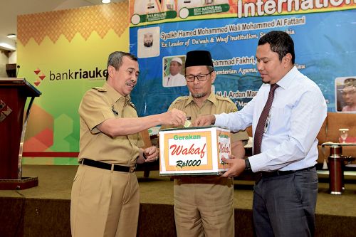 Malam Ini, Gubernur Riau Merima Penghargaan Dari Kemenag RI