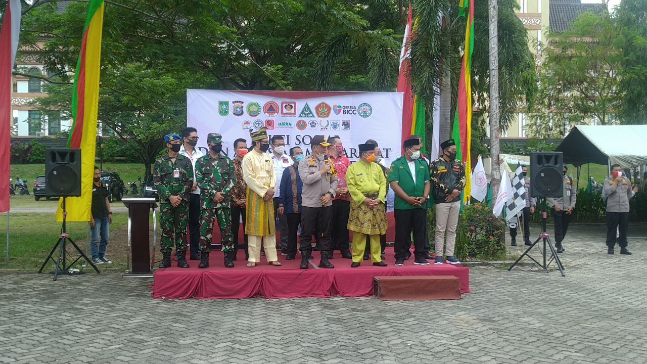 Dandim 0301/Pekanbaru Kolonel Inf Edi Budiman.S.I.P.,M.I.P Hadir Dalam Acara Bhakti Sosial dan Apresiasi Masyarakat Bagi Pejuang Pemadam Karhutla Riau