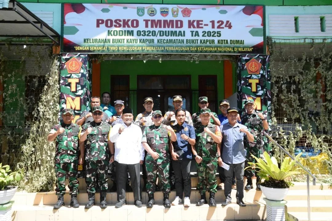 Tinjau Langsung Progres TMMD Ke-124 di Dumai, Tim Wasev TNI AD Puji Sinergi di Bukit Kayu Kapur