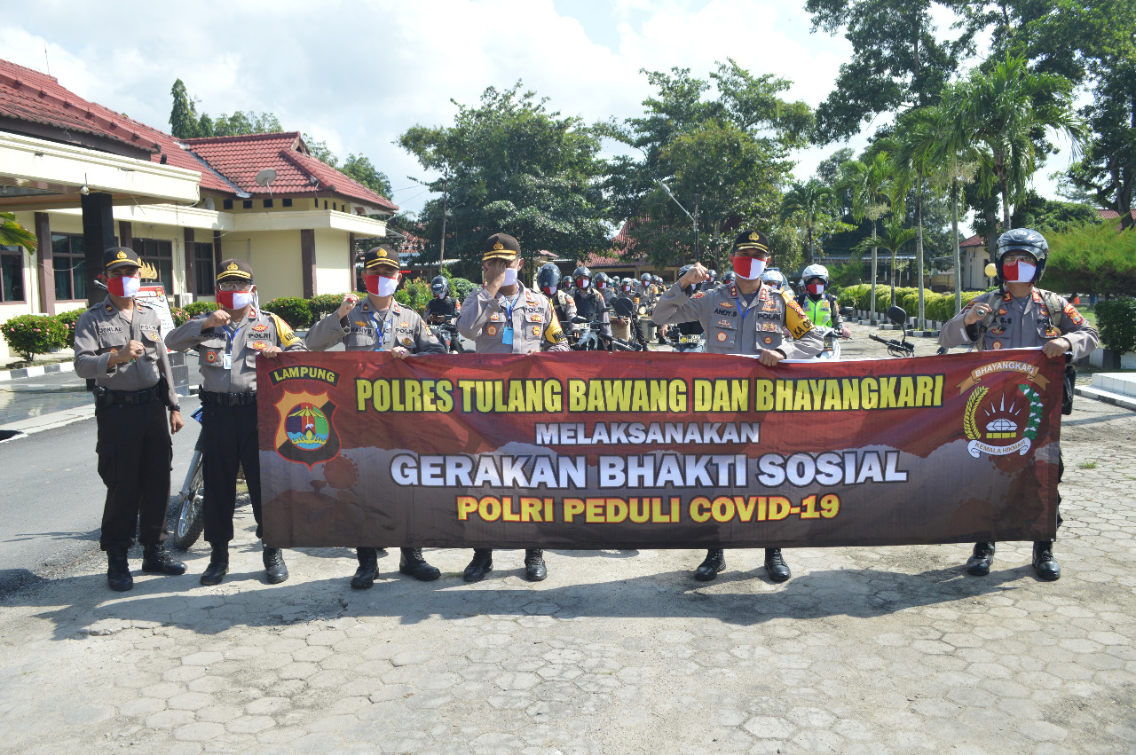 Kapolres Tulang Bawang Berangkatkan Tim Distribusi Pembawa Ratusan Paket Sembako, Ini Metode Yang Digunakan