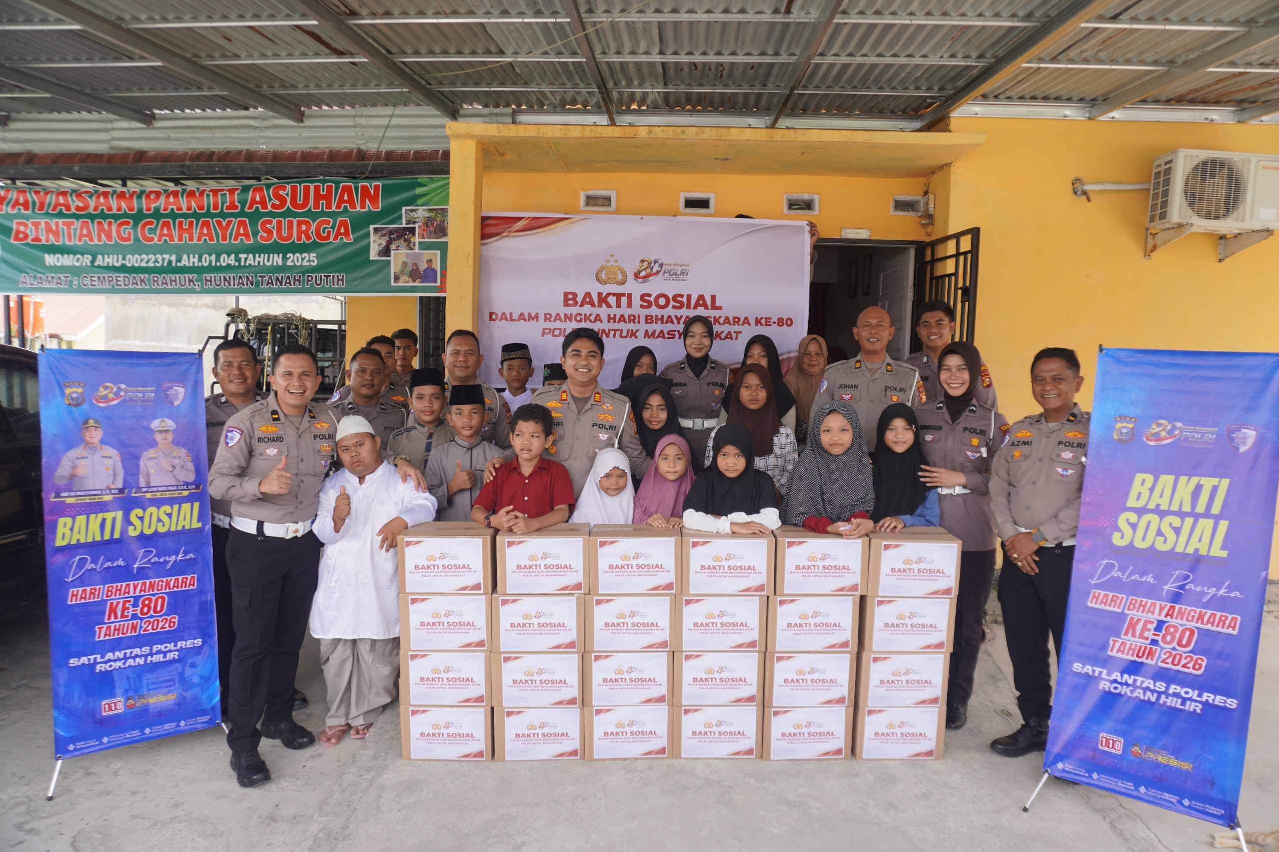 Sambut Hari Bhayangkara Ke-80, Polantas Polda Riau Gencarkan Bansos, Bedah Rumah Dan Air Bersih