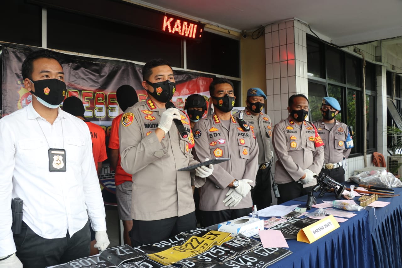 Tidak Sampai 24 Jam Polsek Balaraja Polresta Tangerang Ringkus Sindikat Pencurian Mobil Bak Terbuka