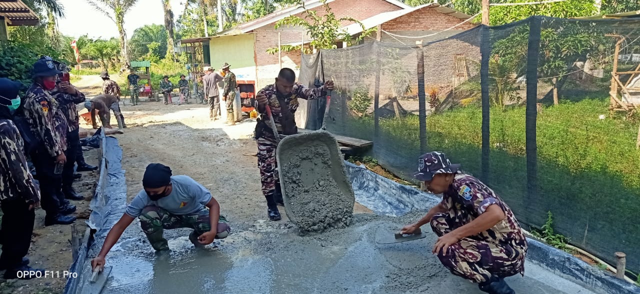 Pengurus Cabang GM FKPPI Kota Pekanbaru Ikut Membantu Mensukseskan Program TMMD Ke-108 Kodim 0301/PBR