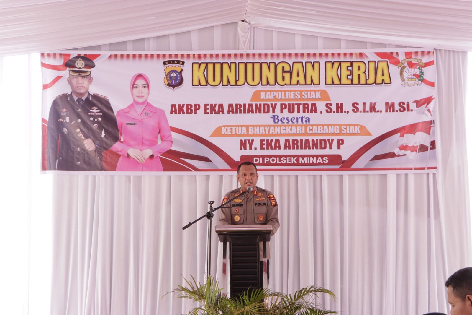 Kapolres Siak Kunjungi Polsek Minas, Tekankan Peningkatan Pelayanan dan Ketahanan Pangan