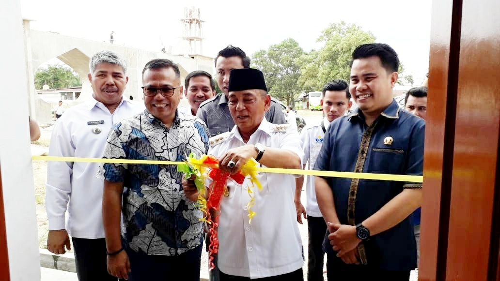 PT Musim Mas Serah Terima Bangunan Islamic Center Kecamatan Pangkalan Lesung