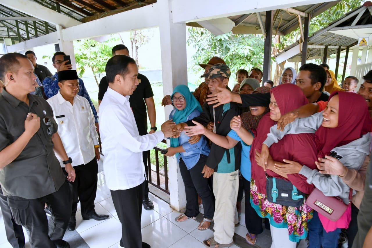 Presiden Jokowi Sidak Pelayanan BPJS di Subang