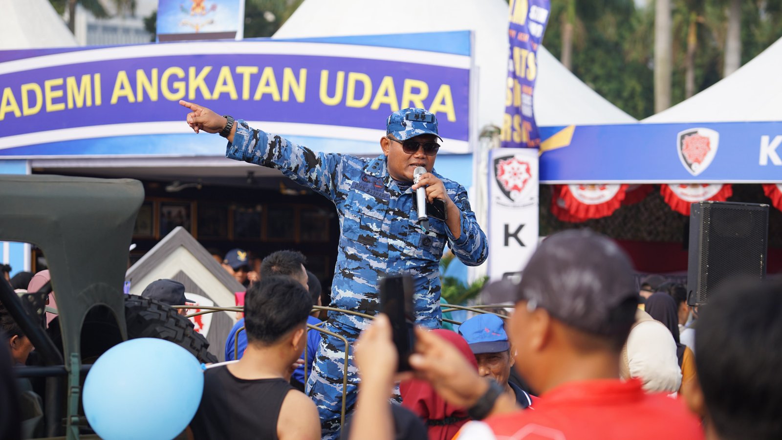 Pangkodau I Tinjau Stand Pameran, Kodau I Kembali Menarik Perhatian Masyarakat di TNI Fair 2026