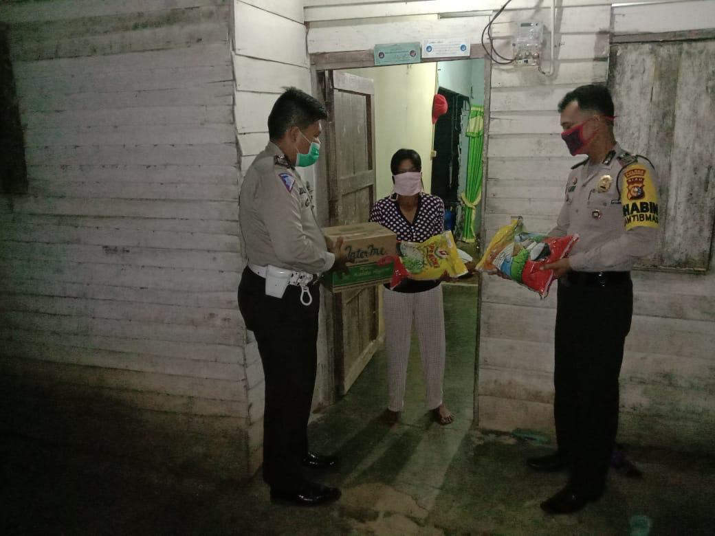 Patut Diapresiasi, Polsek Tandun Membantu Terlapor Pencurian Buah Sawit Perkebunan