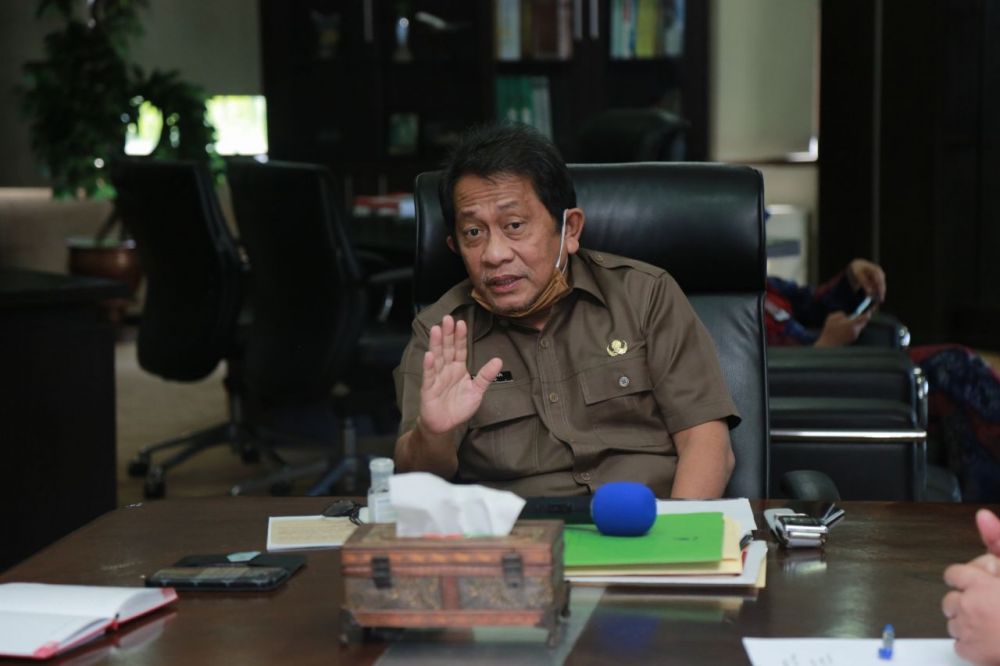 Sekdaprov Riau Paparkan Beberapa Strategi Pelaksanaan Masyarakat Produktif dan Aman Covid-19