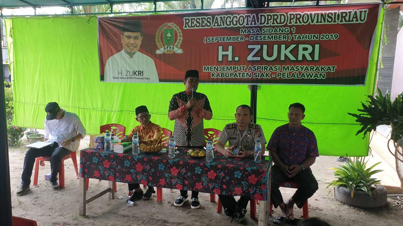 Reses Di Dua Desa Kabupaten Pelalawan, Anggota DPRD Provinsi Riau Zukri Misran Disambut Meriah Oleh Masyarakat