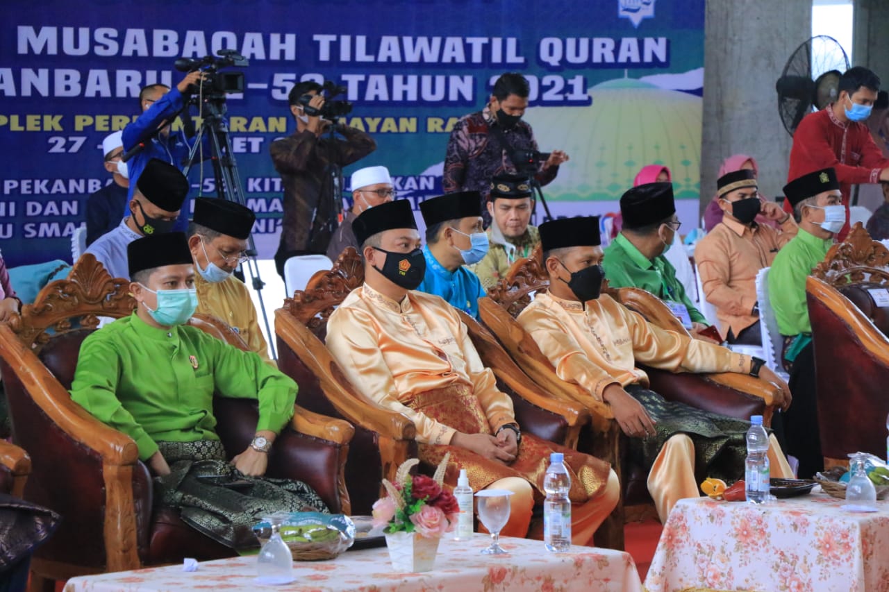 Kapolresta Hadiri Pembukaan MTQ Tingkat Kota Pekanbaru Ke-53 di Komplek Perkantoran Tenayan Raya