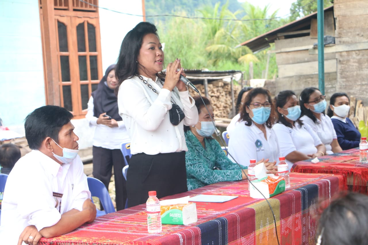 Ketua TP PKK Taput Lakukan Pembinaan di Kecamatan Purba Tua, Serukan Pentingnya Bekerja Dengan Hati