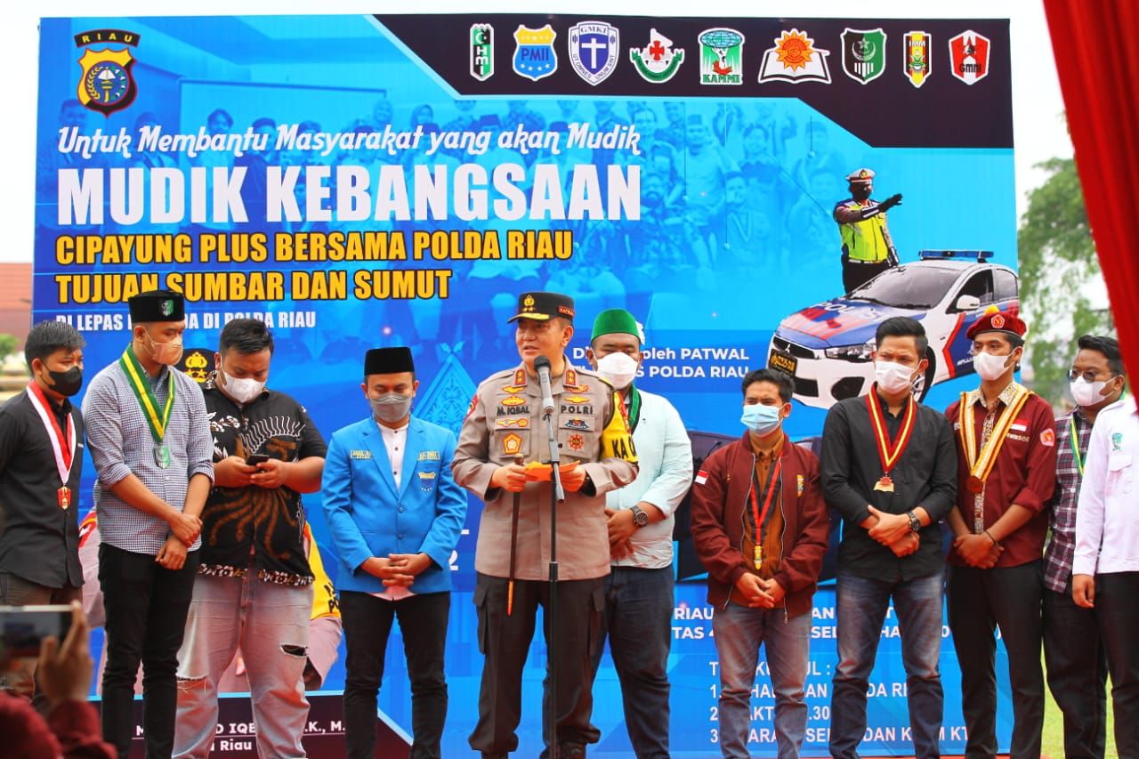 Lepas Rombongan Mudik Kebangsaan, Kapolda Riau Irjen Pol Moh Iqbal: Ini Moment Kolaborasi Untuk Membantu Masyarakat