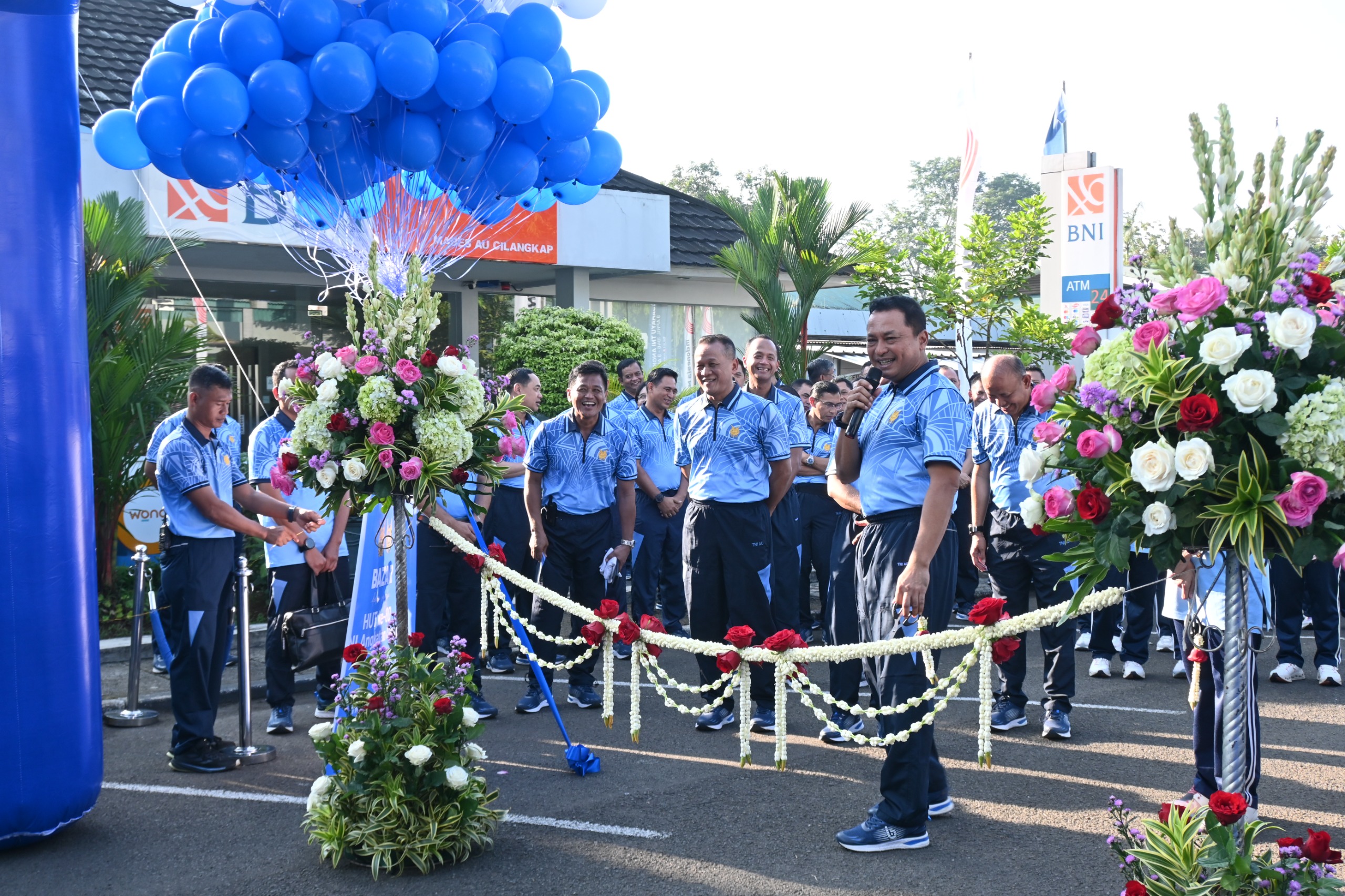 Pangkodau I Hadiri Bazar Murah HUT Ke-80 TNI AU di Mabesau, Perkuat Kesejahteraan dan Soliditas Prajurit