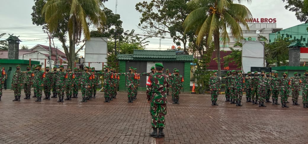 Usai Apel Pagi, Personil Kodim 0301/PBR Laksanakan Program Latihan Minggu Militer