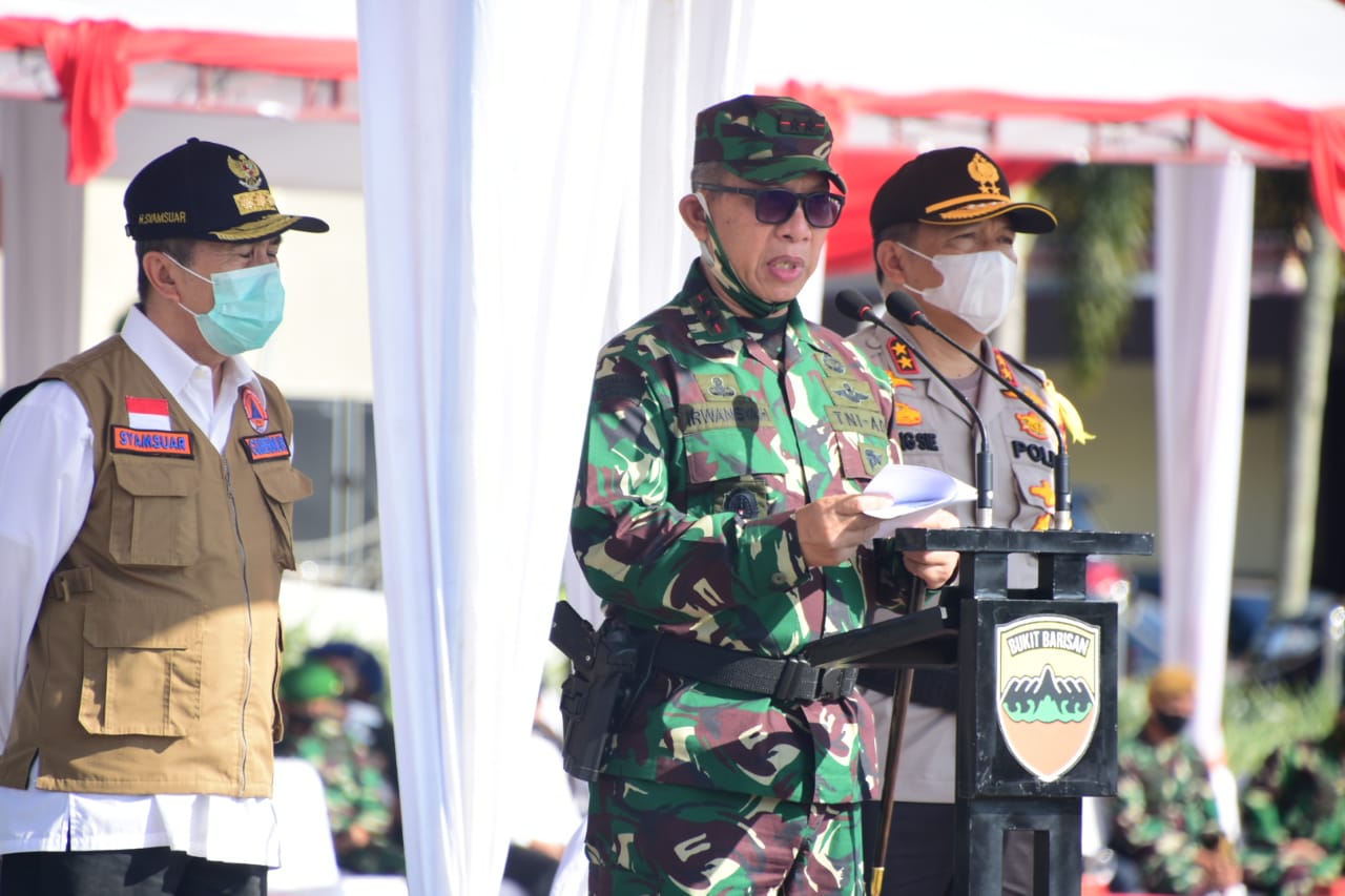 Upaya Pencegahan dan Penanganan Karhutla di Provinsi Riau, Pangdam I/BB Pimpin Apel Kesiapsiagaan Penanggulangan Bencana Karhutla