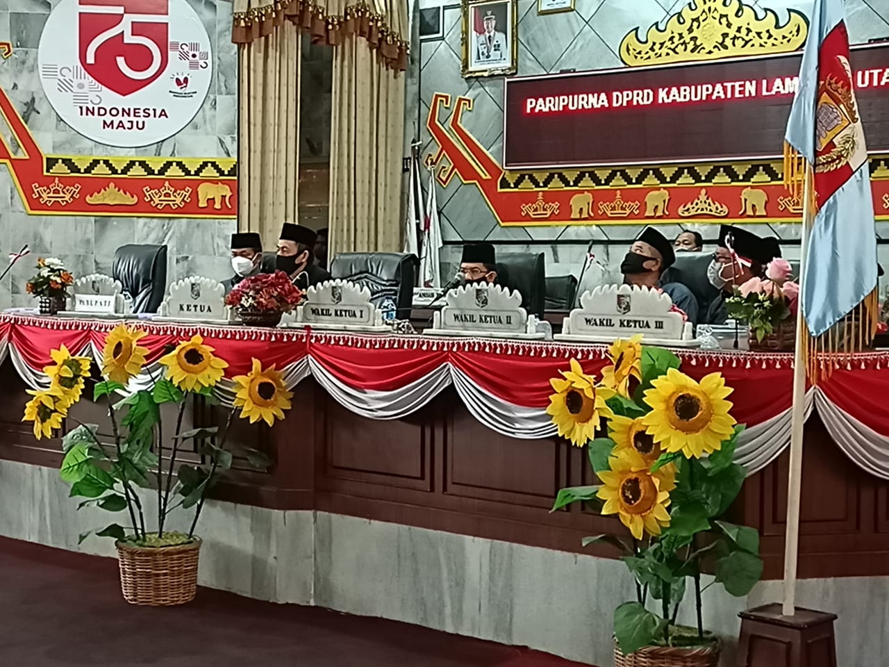 DPRD Lampura Gelar Rapat Paripurna Pengesahan Pemberhentian Bupati Serta Usulan Wabup Menjadi Bupati