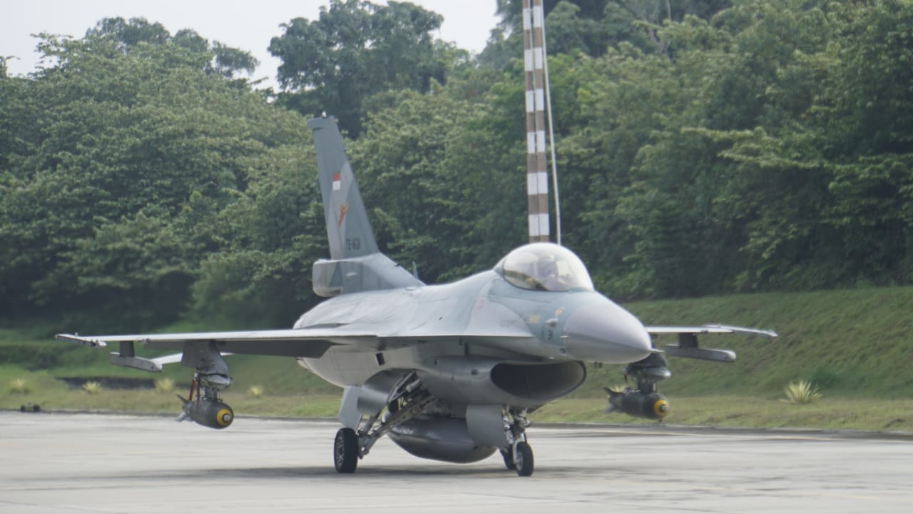 Jelang Latihan Jalak Sakti, Pesawat Tempur TNI AU Gelar Latihan Weapon Deliveri