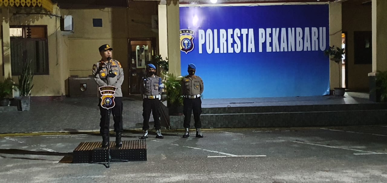 Kapolresta Pekanbaru Pimpin Apel Gabungan Operasi Yustisi Dalam Penerapan Prokes