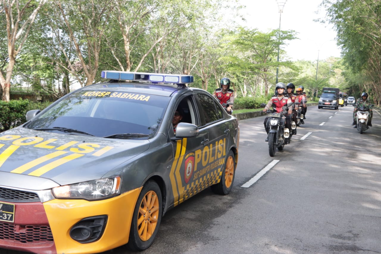 Ciptakan Situasi Aman dan Kondusif, Satgas Preventif OMP Polres Siak Lakukan Patroli Imbau Warga Jaga Kondusifitas Keamanan Pasca Pencoblosan