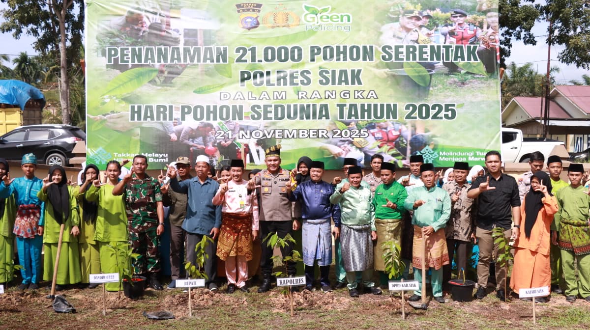 Dukung Penanaman 21.000 Pohon Serentak di Siak, Kapolres Tekankan Cinta Lingkungan Sejak Usia Dini
