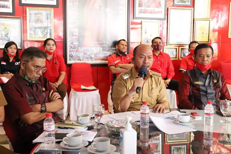 Bupati Taput Ikuti Peringatan Hari Anti Korupsi Sedunia Melalui Webiner Zoom