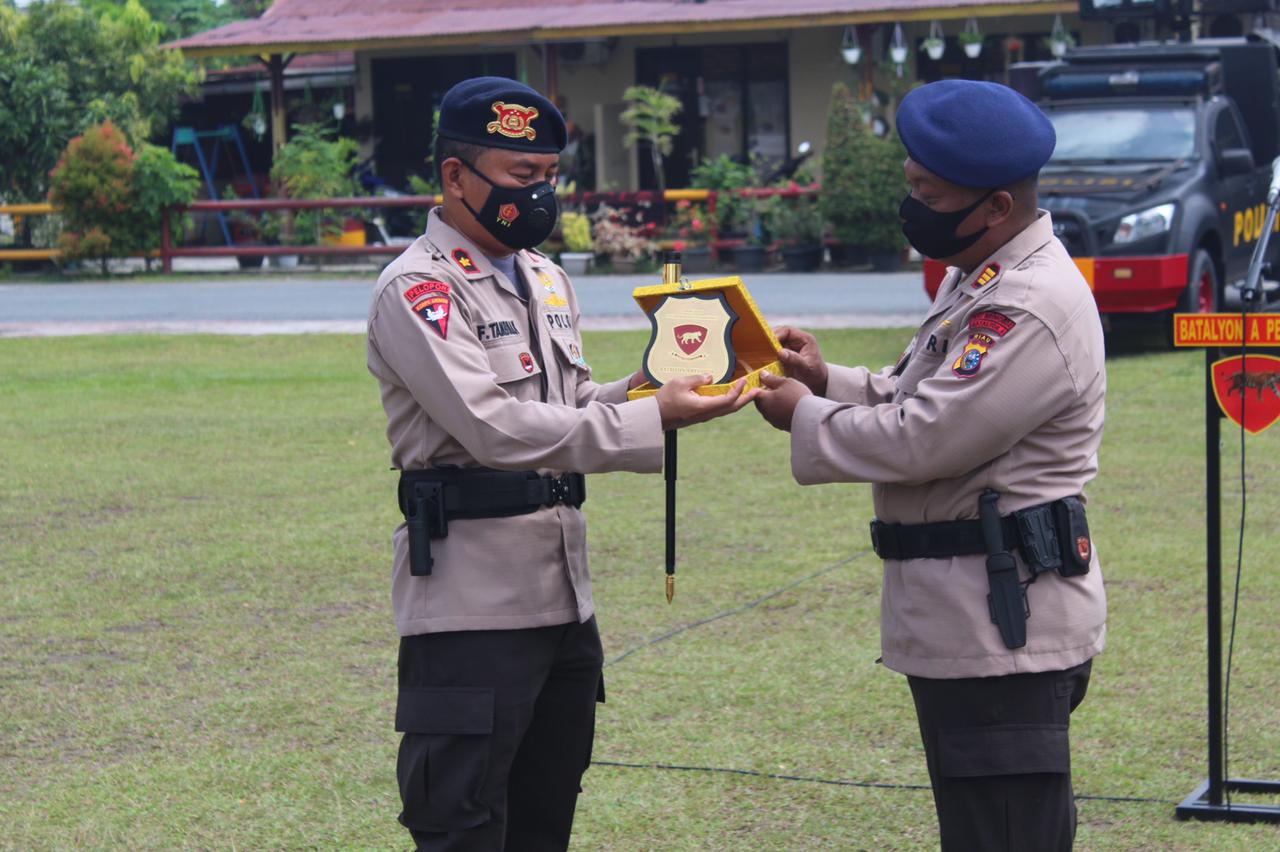 Acara Tradisi Pelepasan dan Pedang Pora Danyon A Pelopor, Kompol Franky Tambunan